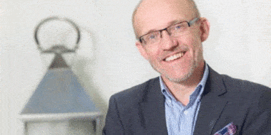 “Förr bar man lösnäsa, anlitade en kändis och möttes i en lagerlokal vid Hammarbyhamnen”