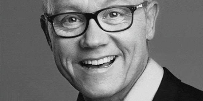 “Skrattet och humorn är ett sätt att fånga känslan hos publiken”