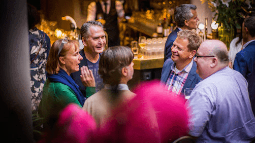 Mötesbaren: Vinnaren av Eventgolfen och mingelbilder