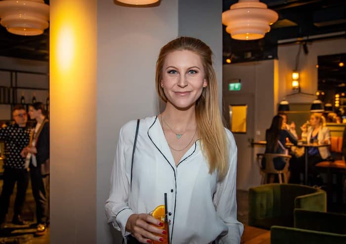 Härliga mingelbilder från Mötsbaren på Elite Palace Hotel