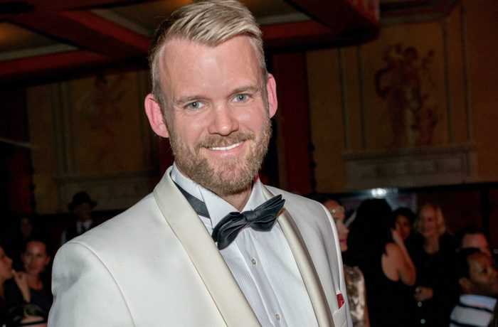 ”En gång kom ambulansen två gånger inom en timme, så det är inte bara snittar och bubbel.”