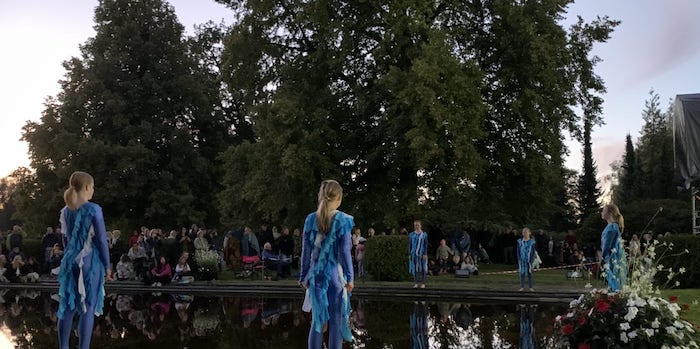 Från 16 maj kan ett nytt evenemangsbidrag börja sökas i Sunne. Bidragen ska förmera besöksnäringens egna satsningar, stimulera till att ännu fler evenemang görs i samverkan och förlänga säsongen. Bilden: fasadshowen i Rottneros park september 2021.